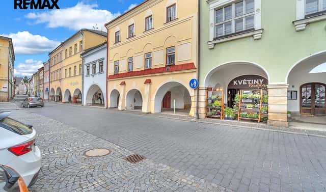 Prodej nájemního domu, činžáku 420 m², Hostinné, okres Trutnov