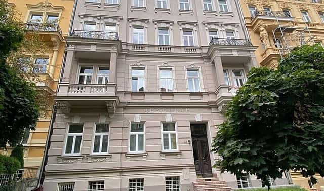 Prodej obchodních prostor 69 m², Sadová, Karlovy Vary