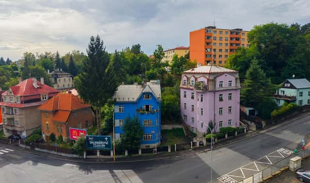 Prodej domu 521 m² s pozemkem 1 115 m², Teplárenská, Karlovy Vary – Bohatice