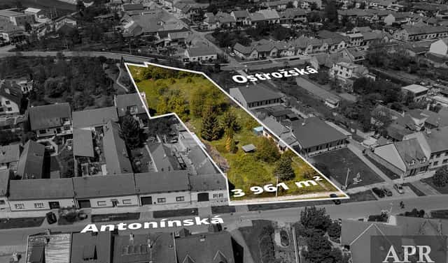 Prodej stavebního pozemku 3 961 m², Hluk, okres Uherské Hradiště