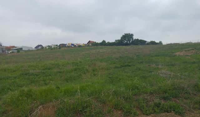 Prodej stavebního pozemku 8 607 m², Na Máchovně, Beroun – Beroun-Město