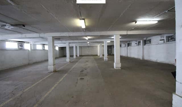 Pronájem skladovacích prostor 903 m², Ve žlíbku, Praha 9 – Horní Počernice