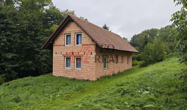 Prodej domu 140 m² s pozemkem 1 045 m², Mladé Buky – Hertvíkovice, okres Trutnov