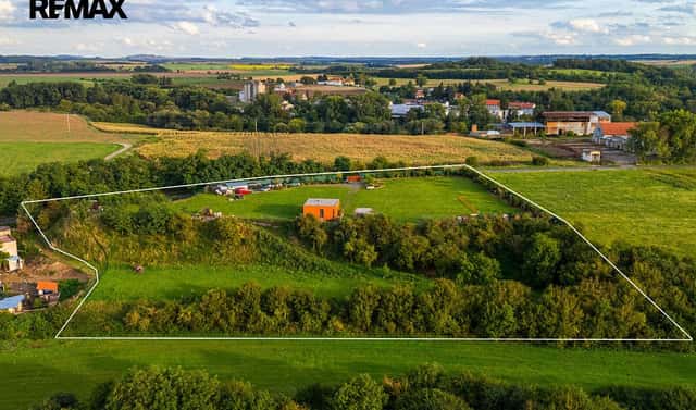 Prodej stavebního pozemku 10 431 m², Okružní, Kouřim, okres Kolín