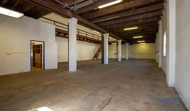 Pronájem skladovacích prostor 526 m², Brandýs nad Labem-Stará Boleslav – Brandýs nad Labem, okres Praha-východ