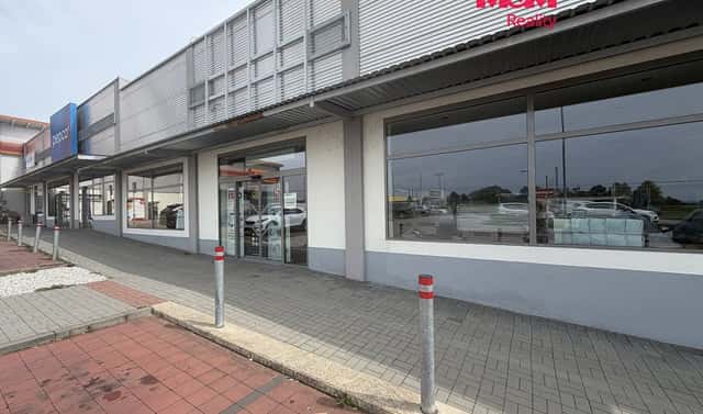Pronájem obchodních prostor 420 m², Na Bahnech, Hrdějovice, okres České Budějovice
