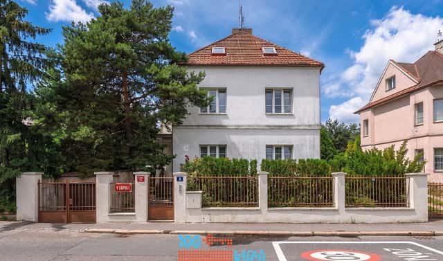 Prodej domu 211 m² s pozemkem 676 m², V zápolí, Praha 4 – Michle