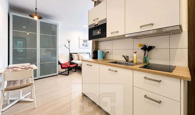 Pronájem bytu 1+kk 28 m², Moskevská, Praha 10 – Vršovice