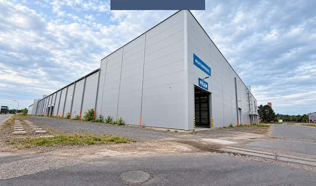 Pronájem skladovacích prostor 3 294 m², Pardubice – Černá za Bory