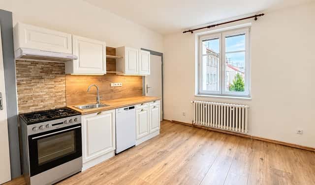 Pronájem bytu 3+kk 73 m², Radobyčická, Plzeň – Jižní Předměstí, okres Plzeň-město