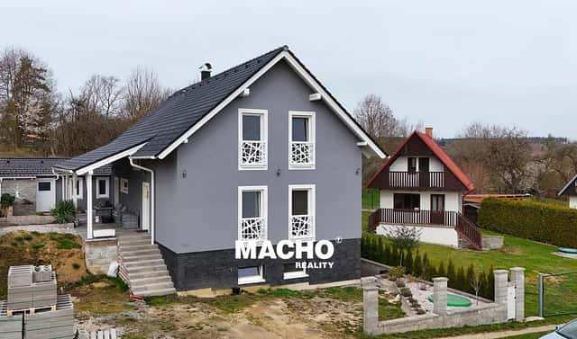 Prodej domu 220 m² s pozemkem 2 014 m², Na Pilátě I, Soběslav – Soběslav II, okres Tábor