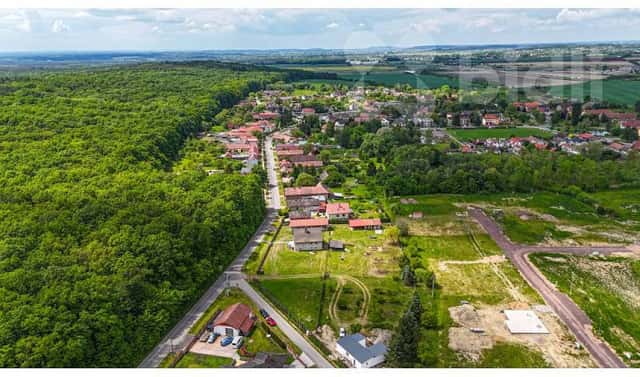 Prodej stavebního pozemku 899 m², Klamoš, okres Hradec Králové