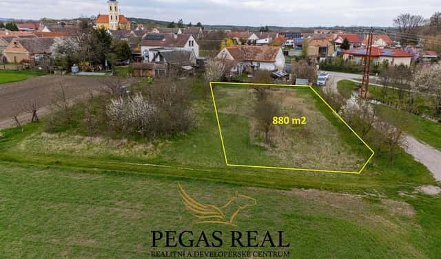 Prodej stavebního pozemku 880 m², Strachotice – Micmanice, okres Znojmo