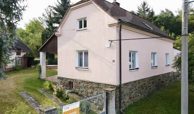Prodej domu 170 m² s pozemkem 2 013 m², Plasy – Nebřeziny, okres Plzeň-sever