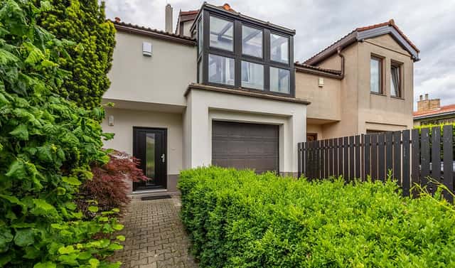 Prodej domu 180 m² s pozemkem 365 m², K hádku, Praha 10 – Dubeč