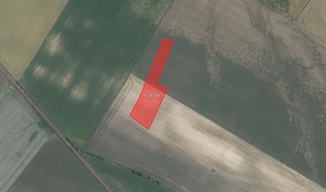 Prodej pole 8 905 m², Jizbice, okres Nymburk