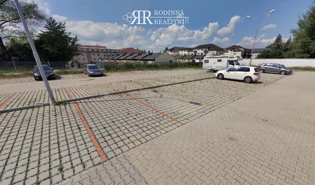 Pronájem parkovacího stání, Milovice, okres Nymburk
