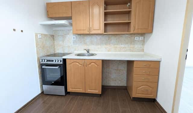 Pronájem bytu 1+1 35 m², Nádražní, Aš, okres Cheb