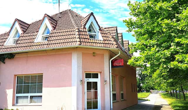 Prodej komerčního objektu (jiného typu) 400 m², Kroměřížská, Hulín, okres Kroměříž