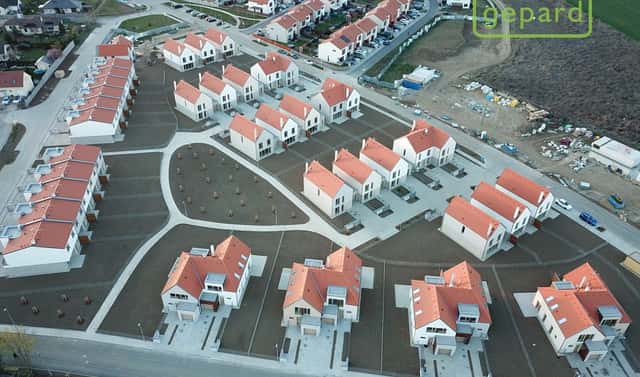 Prodej komerčního pozemku 7 730 m², Drahelčice, okres Praha-západ