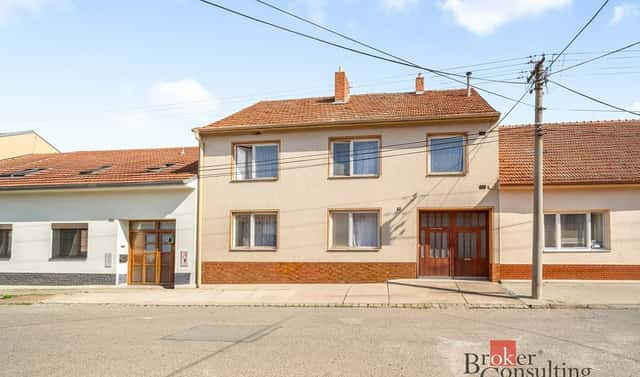 Prodej domu 220 m² s pozemkem 493 m², Nová, Blučina, okres Brno-venkov