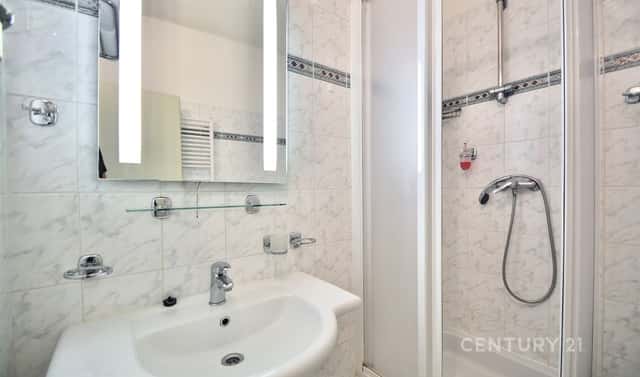 Pronájem pokoje 21 m², tř. Spojenců, Otrokovice, okres Zlín