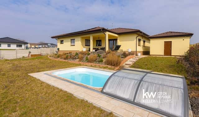 Prodej domu 186 m² s pozemkem 893 m², Na Vrších, Velký Borek, okres Mělník