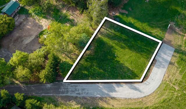 Prodej stavebního pozemku 586 m², Kytín, okres Praha-západ