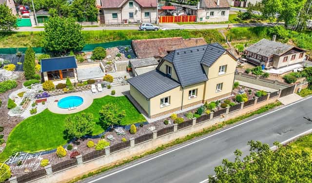 Prodej domu 171 m² s pozemkem 1 155 m², Podlešín, okres Kladno