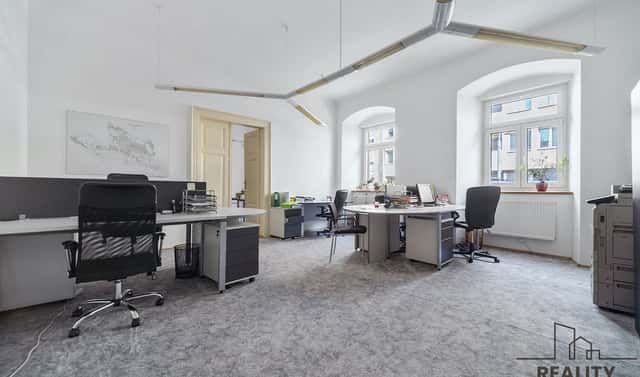 Pronájem kanceláře 82 m², třída Míru, Pardubice – Zelené Předměstí