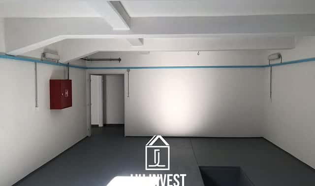 Pronájem garáže / dílny 51 m2 elektro, WC, uzavřený areál, Krásná Lípa, Nerudova, Krásná Lípa, okres Děčín