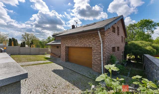 Prodej domu 256 m² s pozemkem 844 m², Kalinová, Jesenice – Osnice, okres Praha-západ
