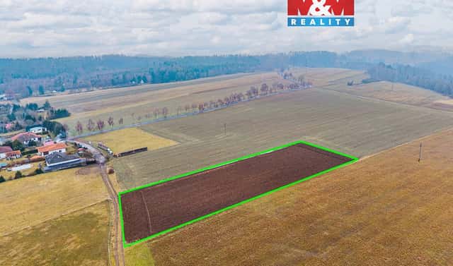 Prodej pole 5 240 m², Sázava – Bělokozly, okres Benešov