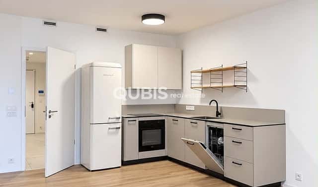 Pronájem bytu 2+kk 82 m², Praha 3