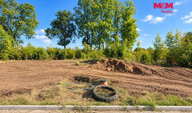 Prodej stavebního pozemku 931 m², Čepí, okres Pardubice