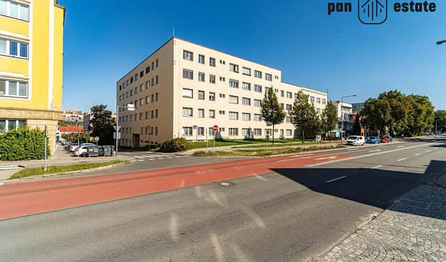 Prodej bytu 2+1 66 m², Lorencova, Zlín