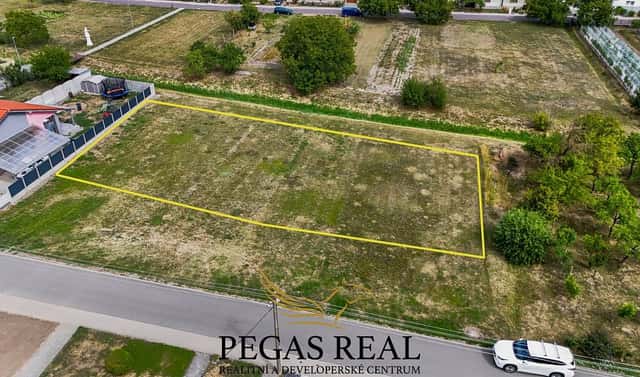 Prodej stavebního pozemku 1 001 m², Dyjákovičky, okres Znojmo