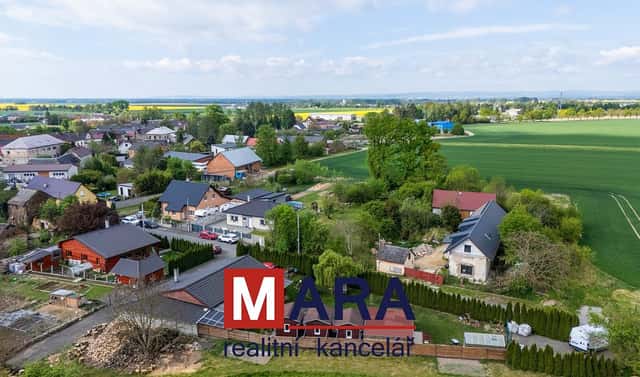 Prodej stavebního pozemku 1 268 m², Újezd – Rybníček, okres Olomouc