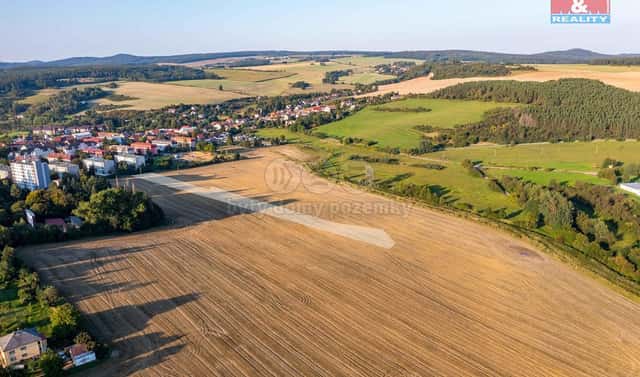 Prodej stavebního pozemku 7 697 m², Zbiroh, okres Rokycany