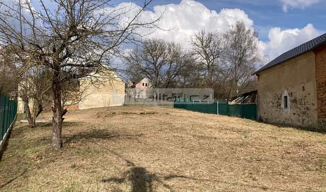 Prodej stavebního pozemku 936 m², Líšťany – Lipno, okres Plzeň-sever
