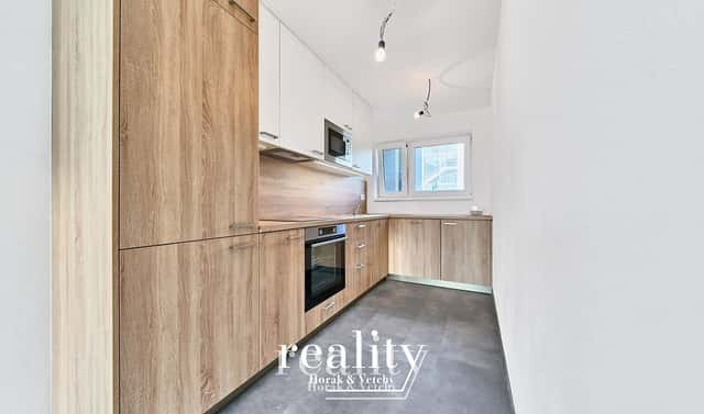 Pronájem bytu 3+kk 80 m², Hrušňová, Znojmo – Přímětice