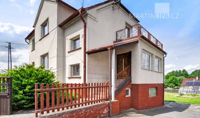 Prodej domu 274 m² s pozemkem 1 290 m², Nádražní, Senomaty, okres Rakovník