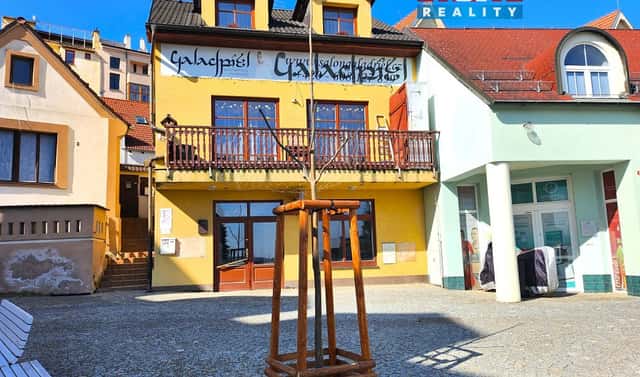 Prodej obchodních prostor 120 m², Dr. Vrbenského, Kladno