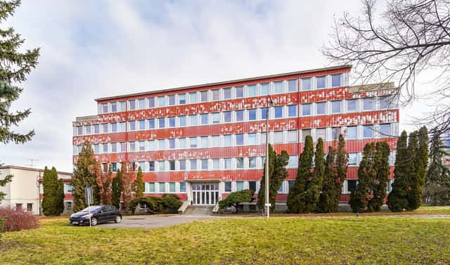 Pronájem kanceláře 270 m², Vestec, okres Praha-západ