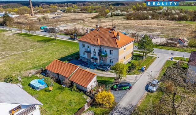 Prodej nájemního domu, činžáku 280 m², Lesní, Dymokury, okres Nymburk