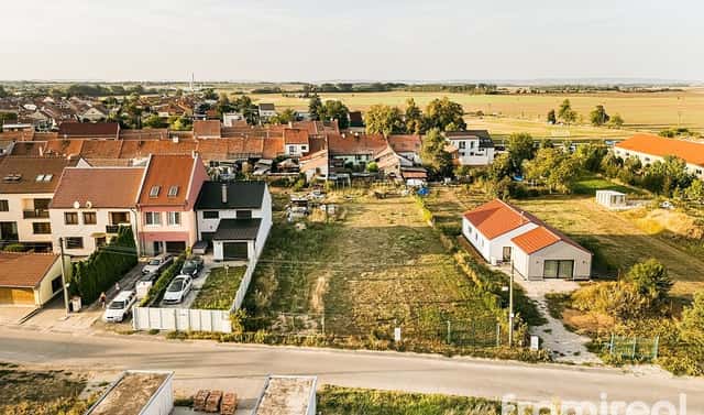 Prodej stavebního pozemku 1 000 m², Velké dráhy, Opatovice, okres Brno-venkov