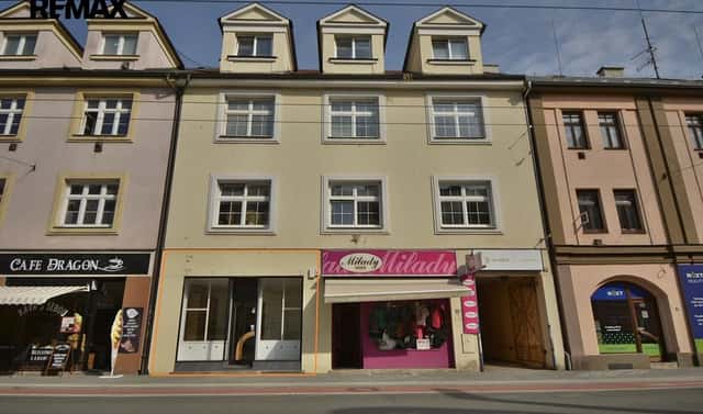 Pronájem obchodních prostor 58 m², S. K. Neumanna, Hradec Králové – Pražské Předměstí