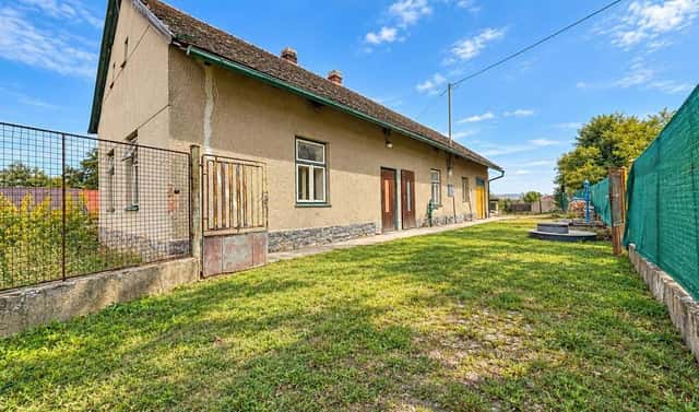 Prodej domu 156 m² s pozemkem 523 m², Kotopeky – Tihava, okres Beroun