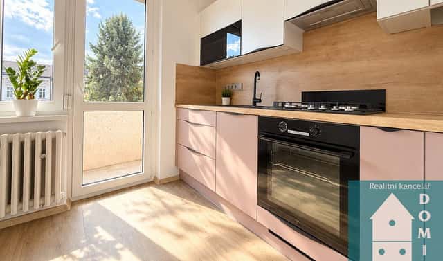 Pronájem bytu 2+1 44 m², Tovačovského, Kroměříž