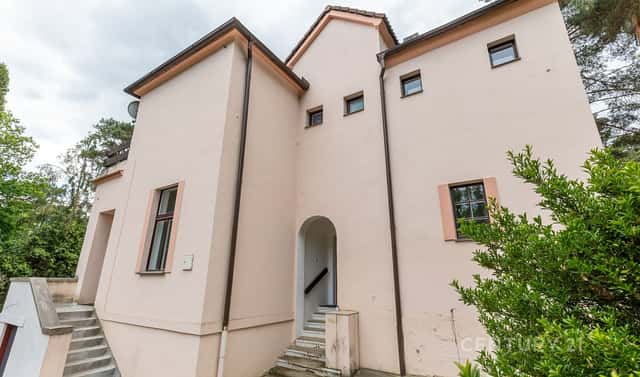 Prodej domu 260 m² s pozemkem 687 m², V lučinách, Praha 4 – Hodkovičky